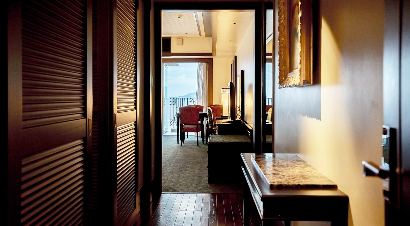 Club Floor - EXES Premier Grand Suite
