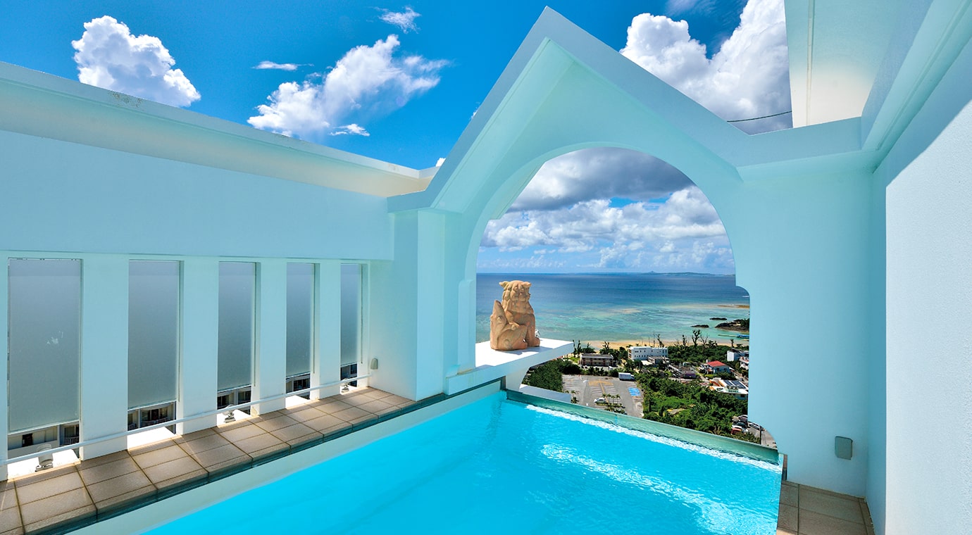 Club Floor - EXES Royal Pool Suite